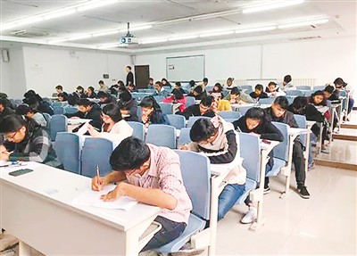 圖為醫(yī)學(xué)漢語(yǔ)水平考試（MCT）考場(chǎng)。中外語(yǔ)言交流合作中心供圖