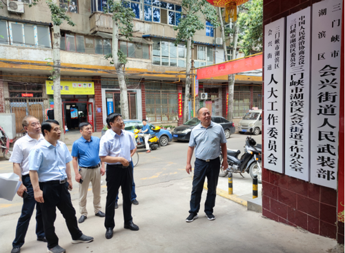 湖濱區(qū)政協(xié)主席李志彬帶領委員到會興街道調(diào)研“協(xié)商在一線、服務在基層”工作