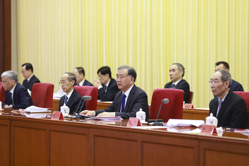 （時(shí)政）各民主黨派、工商聯(lián)、無(wú)黨派人士為(739811)-20211217222036