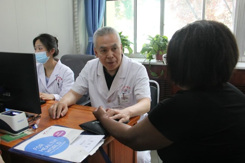 （1023配稿，已推薦）李玉杭：白衣懷丹(5563705)-20241023103700