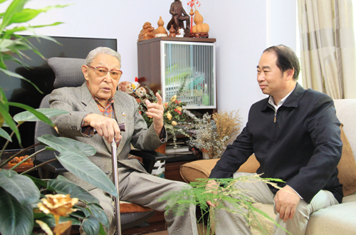委員通道上沒(méi)講完的故事（王定華）(6633765)-20250308104711