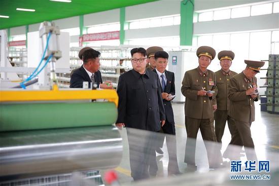 金正恩視察新建的朝鮮人民軍綜合漁具廠(chǎng)